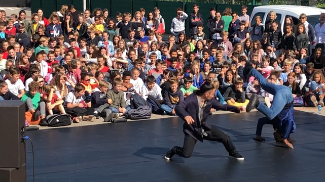 La danse hip-hop s’invite dans la cour de récréation