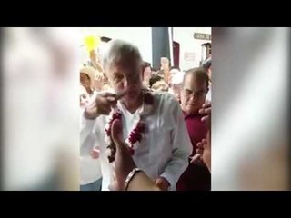 Lanzan proyectil a AMLO durante acto público en Veracruz