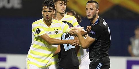 Yorumcu Abdülkerim Durmaz Fenerbahçe'nin Stoperlerini Eleştirdi: Reyes ve Neustadter Evine Hırsız Girse Tutamaz