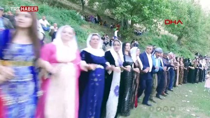 Aşiret düğününde halay ile Türkiye haritası oluşturuldu