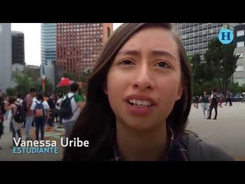 Estudiantes marchan por espacios educativos