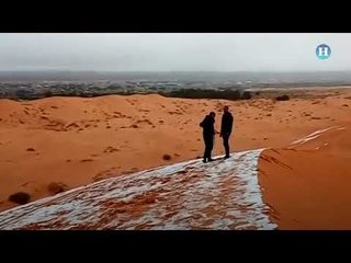 下载视频: El desierto del Sahara se cubre de nieve