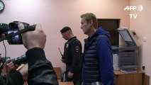 Opositor ruso Navalni detenido tras salir de prisión