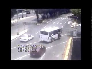 Recorrido de porros de la UNAM hacia CU