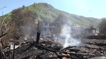 9 Ev ve 6 Ahırın Kullanılamaz Hale Geldiği Yangını Soğutma Çalışmaları Tamamlandı