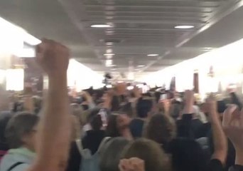 Silent Anti-Kavanaugh Protest Moves Through Washington Senate Offices