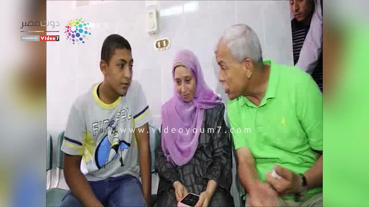 محافظ المنوفية يتفقد وحدة طب الأسرة ويستمع لمطالب الأهالى
