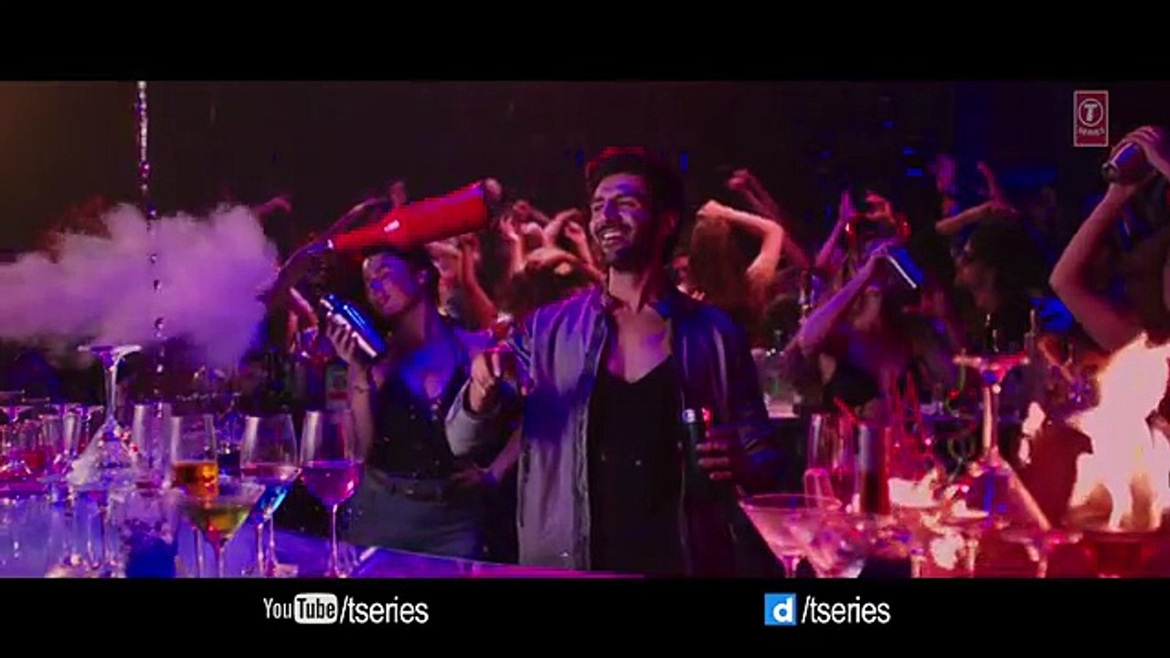 Daru_Vich_Pyaar_Video_Song__Guest_iin_London__Raghav_Sachar___Kartik_Aaryan__26__Kriti_Kharbanda
