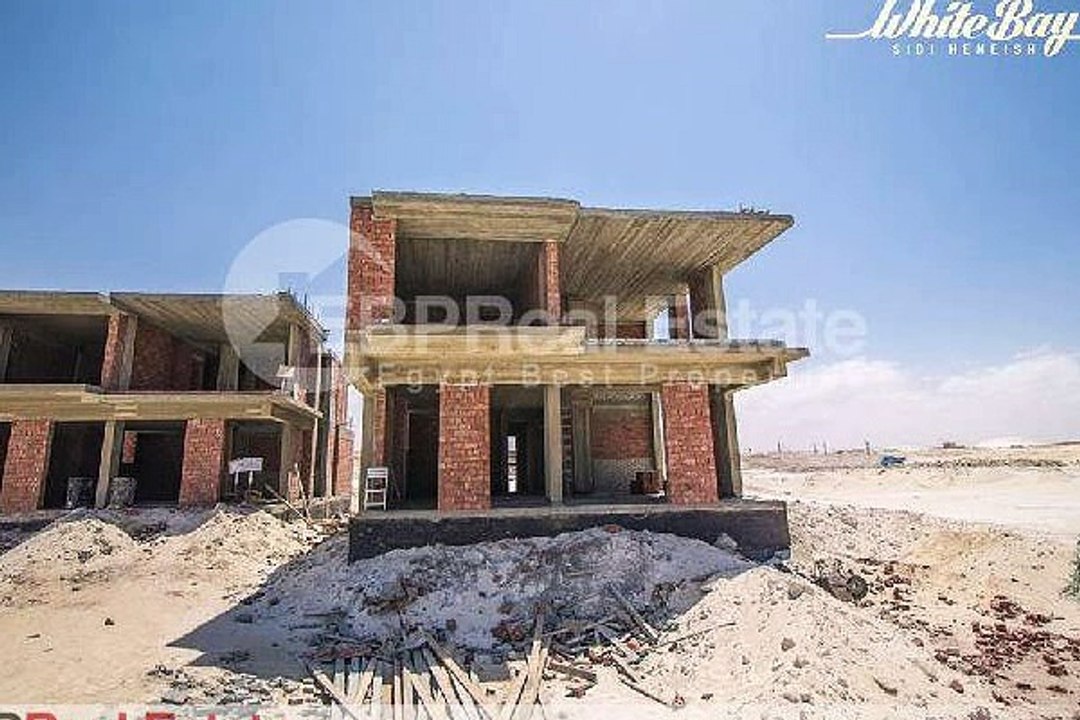 احجزشاليه في وايت باي الساحل الشمالي بدون مقدم وقسط 8 سنوات يري البحر