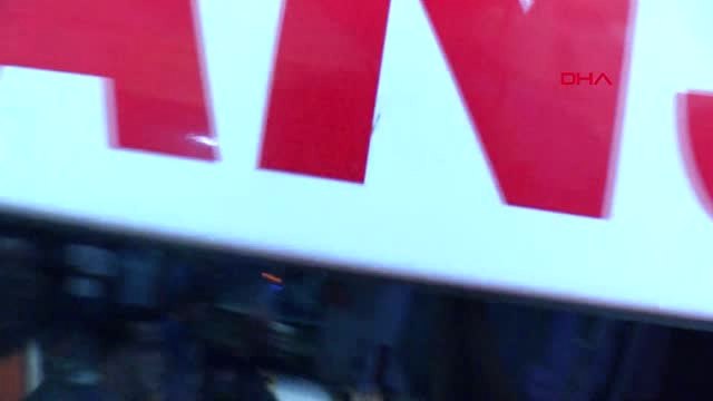 Polisten Kaçan İki Kadın Çarşaf Kopunca Düşüp Yaralandılar