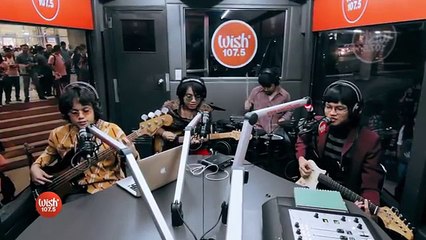 IV of Spades perform "Mundo"