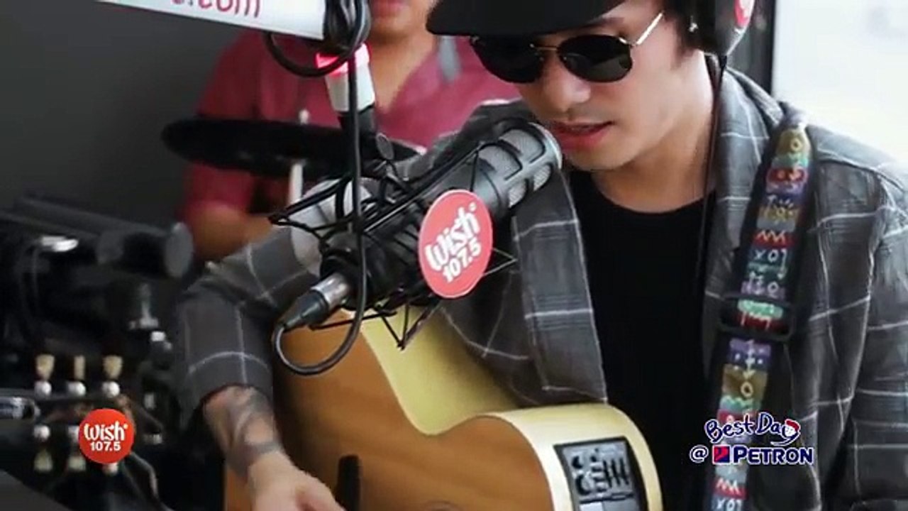 Callalily performs "Magbalik"