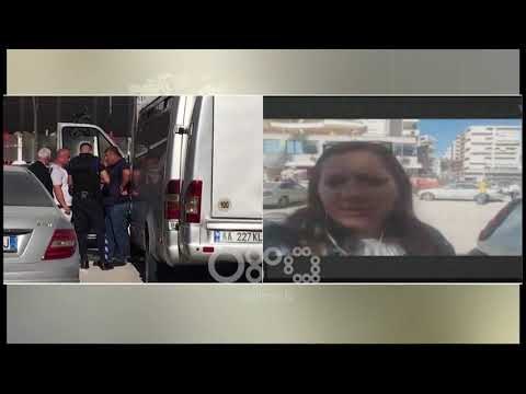 Ora News - Vlorë, me kallashnikov e maska grabisin pasagjeret e furgonit nga Italia