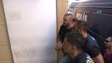 KKTC'de Çekiçli Soygun- 3 Kişi Mahkemeye Çıkarıldı