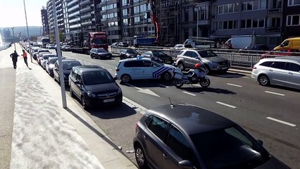 Accident entre 4 voitures quai de Rome (2)