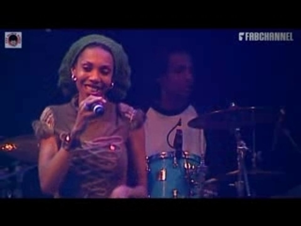 Tasha's World - Corny Love Song (live!)