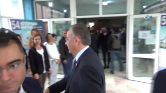 Edirne İl Halk Kütüphanesi'ne Fatih Sultan Mehmet ve Mustafa Kemal Atatürk Köşeleri Oluşturuldu