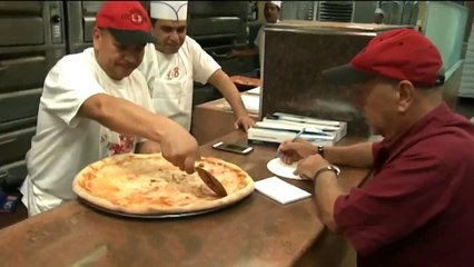 Researchers Claim They Have Found the Perfect Way to Cut a Pizza