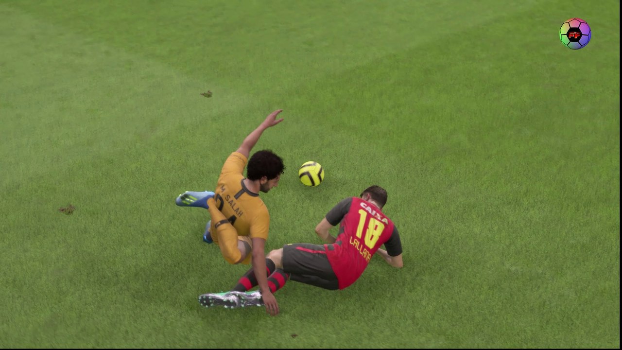 Fifa 19 Funny Fails #19 - Broken LEG?