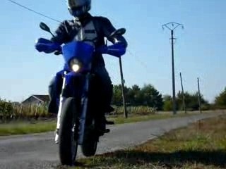 DT 125 supermotard de Quentin33