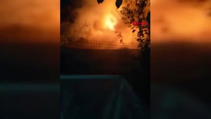 İstanbul Silivri'de Ahşap Bina Alev Alev Yandı