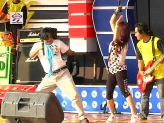 Kiki Anggun feat. U'us Lawak - Leijeng [OFFICIAL]