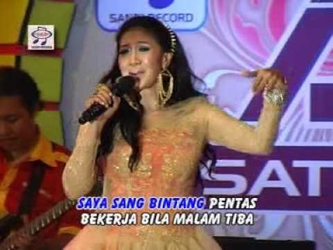 Erie Susan - Bintang Pentas ( Official Music Video )