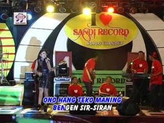 Utami Dewi F -  Demen Nang Riko (Official Music Video)
