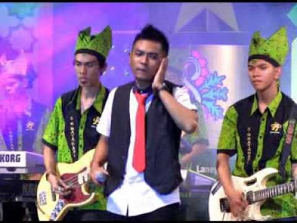 Gerry Mahesa Oleh Oleh Cinta (Official Music Vi...