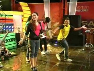 Ana Lorizta feat Sodiq - Rondo Simbokne (Official Music Video)