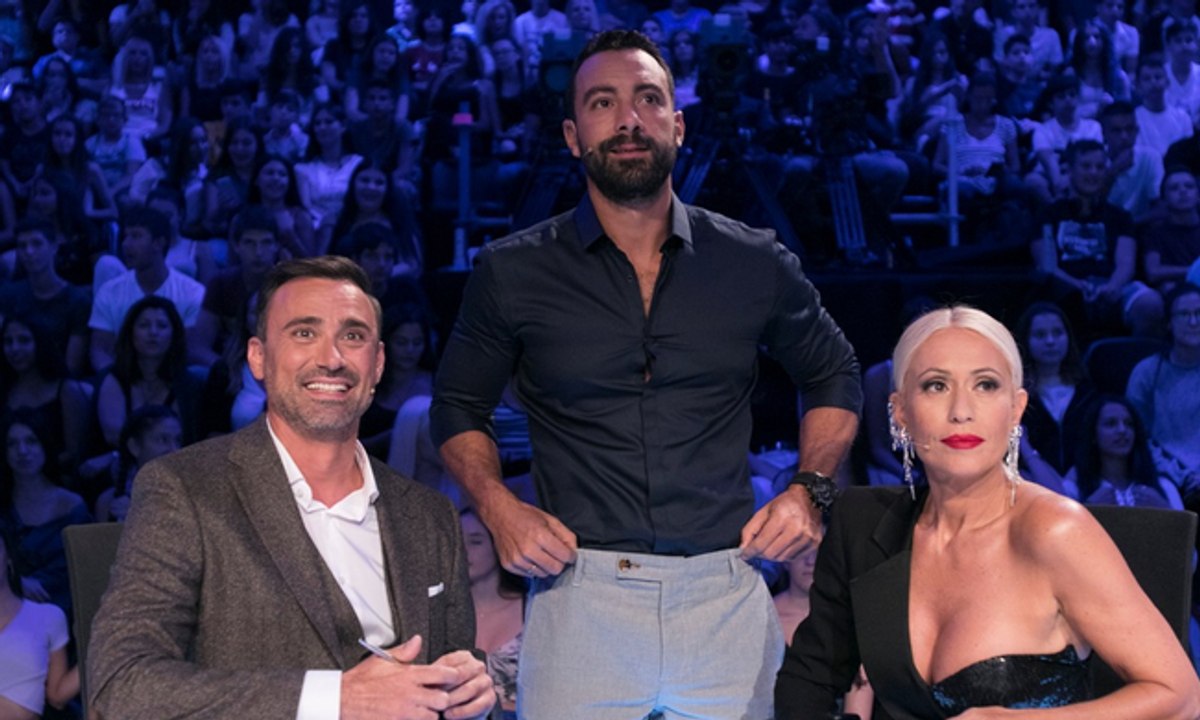 Σάκης Τανιμανίδης: Οι πρώτες εικόνες από το γύρ...