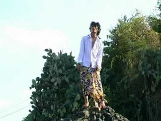 Catur Arum - Gendhigan (Official Music Video)