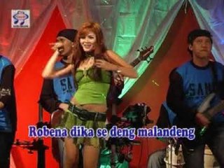 Yessy Kurnia - Bibir Manis [Official Music Video]