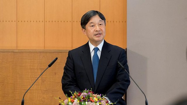 Япония: трон для императора