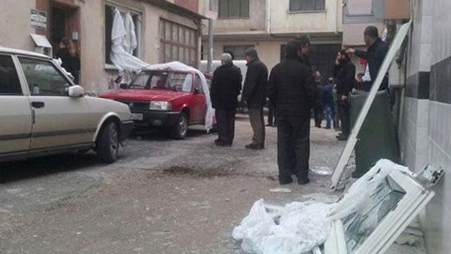 Son Dakika! Bursa'da Bir Binada Doğalgaz Kaynaklı Patlama Meydana Geldi! Yaralılar Var