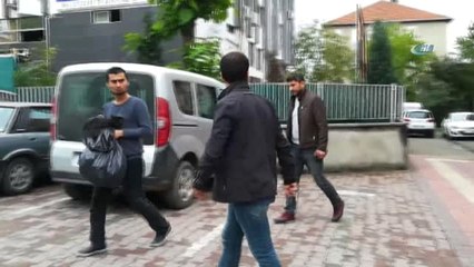 Annesi ve Babasını Bıçaklan Genç Akıl Hastanesine Sevk Edildi