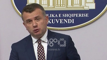 Ora News - Ish-polici e akuzoi për presion ndaj policisë, Balla: Shpifje alla babale, do bëj padi