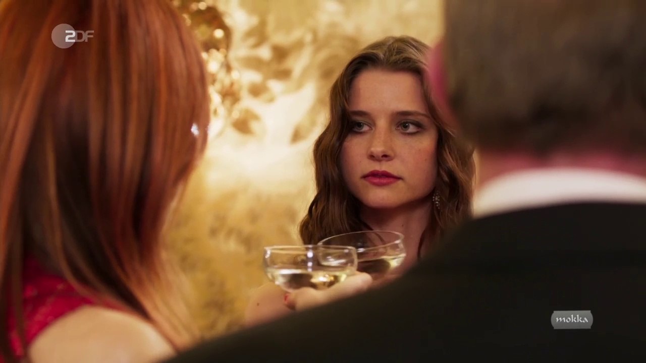 Zarah And Jenny 5 [EN/PT/ES/DE] SUBS