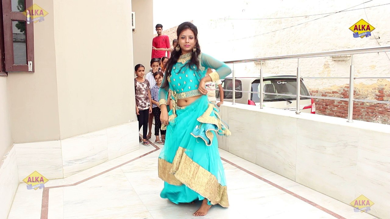 #New हरयाणवी Dance || तीज की आने की खुसी मे गाओ में धूम धड़ाके से किया डांस || New Dance 2018