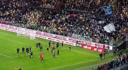 VIDEO - LAZIO, LA SQUADRA SOTTO LA CURVA AD UDINE