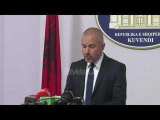 Скачать видео: PS: Basha sulmon sipermarresit per t’i gjobitur