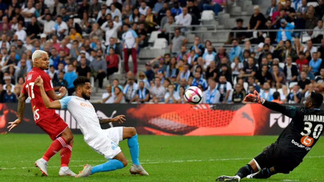 Le Racing Club De Strasbourg S'incline 3-2 Face À Marseille