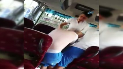 Tur midibüsü şoförlerinden Rus rehbere feci dayak kamerada