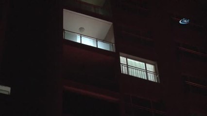 Defalarca Bıçaklanan Genç Kız Ağır Yaralandı