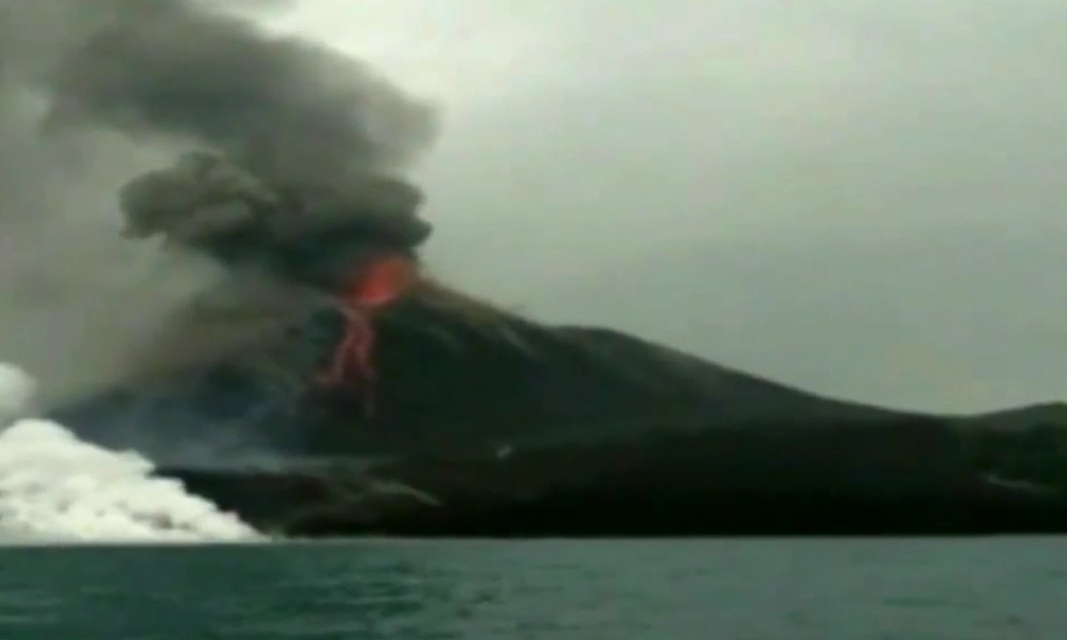 Gunung Anak Krakatau Erupsi, Status Waspada Level Dua