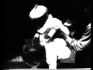 Auguste & Louis Lumière: La Pêche aux poissons rouges (1895)