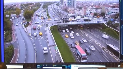 İbb Başkanı Uysal: "İstanbul'da Trafik Yüzde 17 Azalmış Durumdadır"