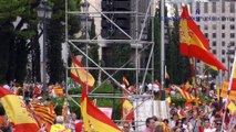 Julio Ariza Los que quitan los lazos en Cataluña luchan por la «libertad» de España