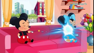 Mickey Mouse And The Minnie Mouse Contend The Show On Television! Learn Colors For Kids