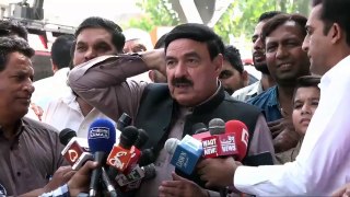 Funny Talks of Sheikh Rasheed With Reporters